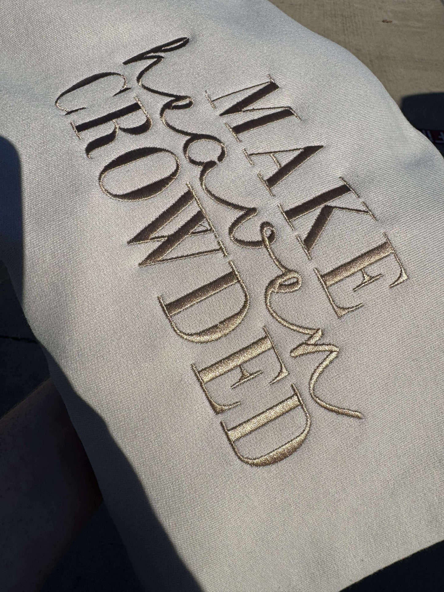 Make heaven crowded monochrome embroidered sweatshirt