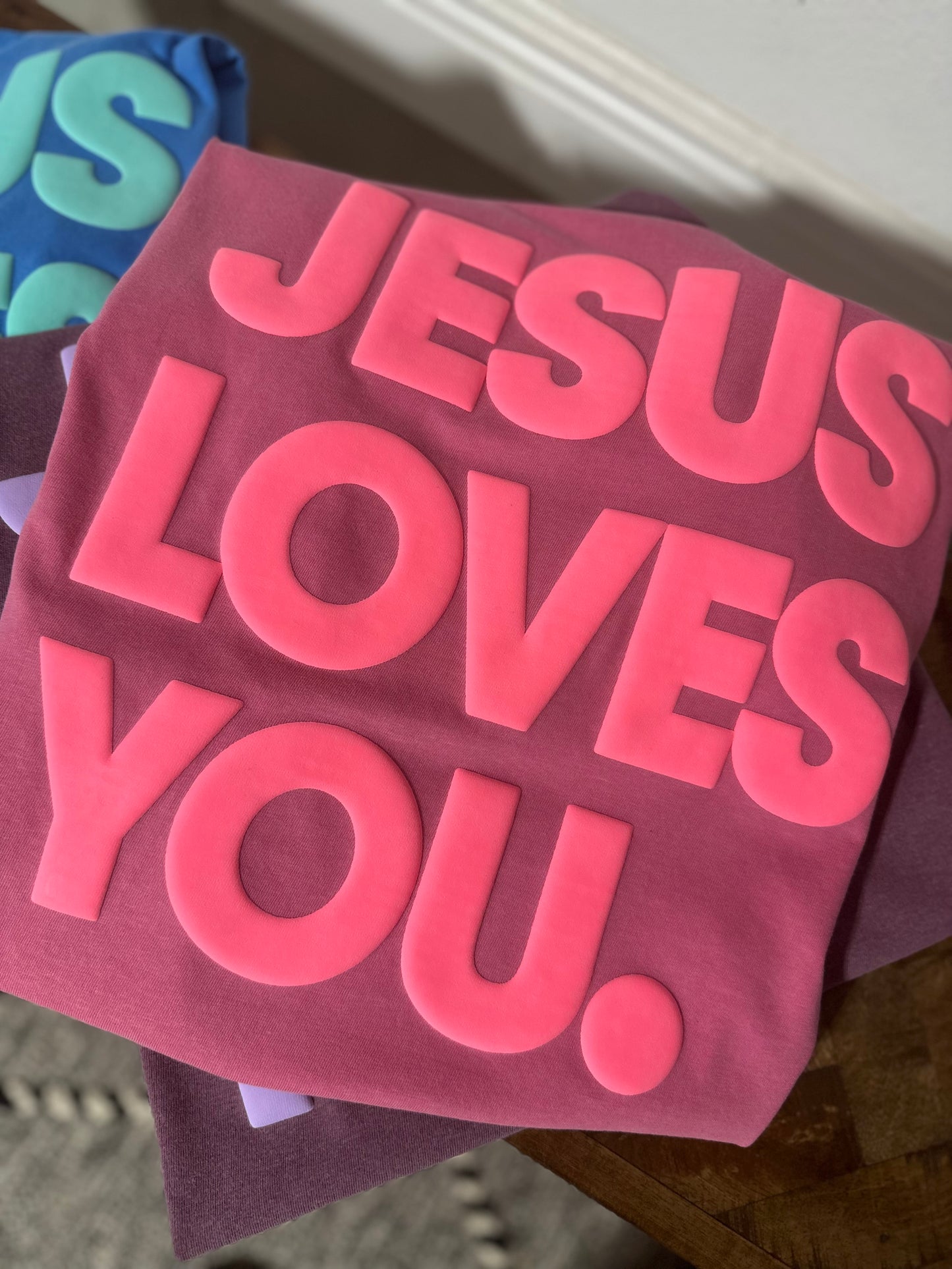 JESUS LOVES YOU. 3D puff print tee