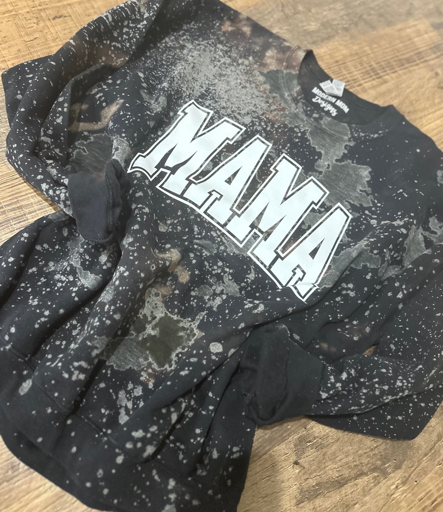 Bleached out MAMA crewneck