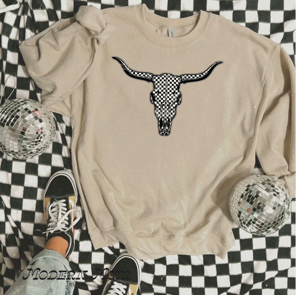Checkered long horn (tee shirt, crewneck or hoodie)