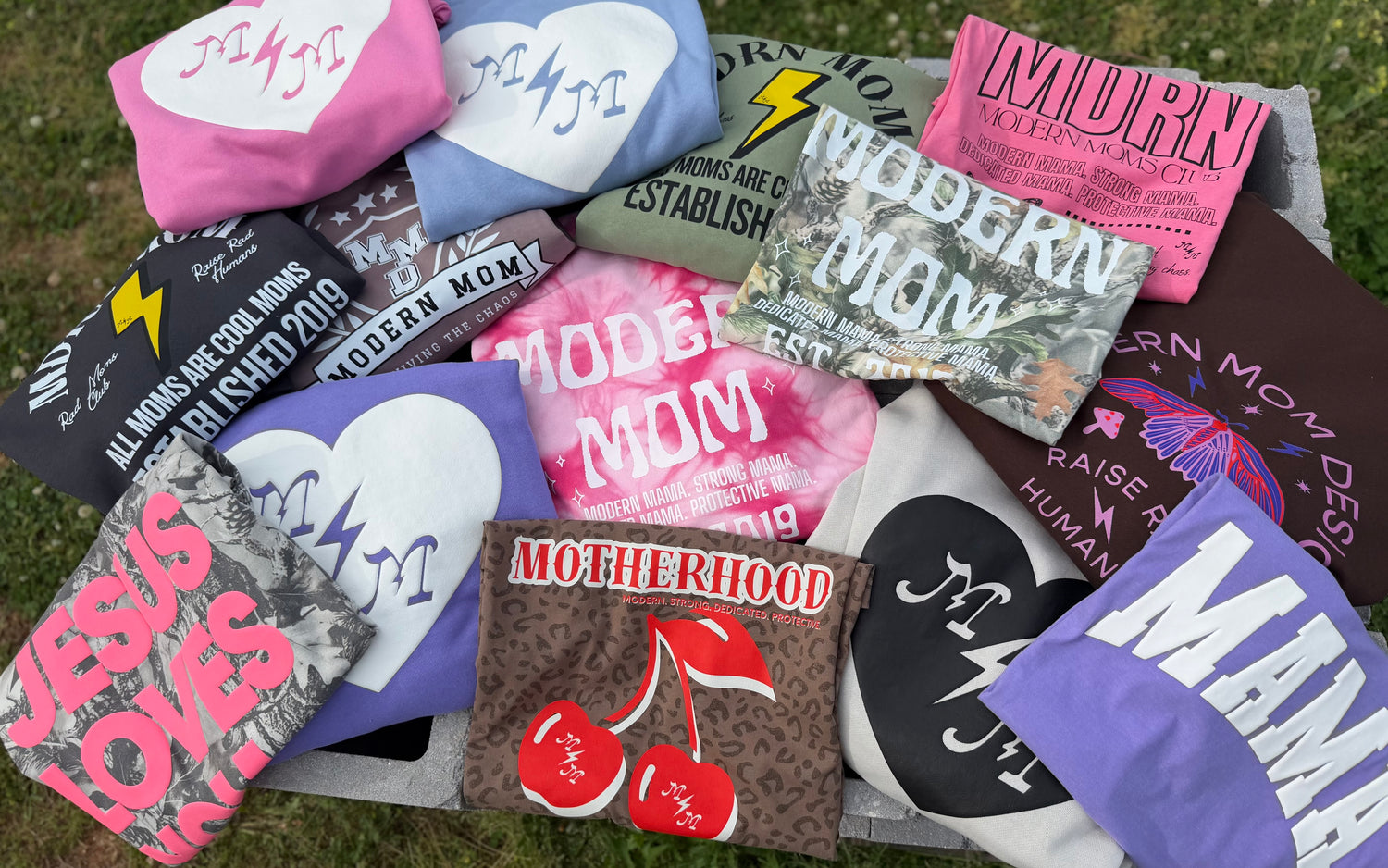 ALL MOMS ARE COOL MOMS: exclusives