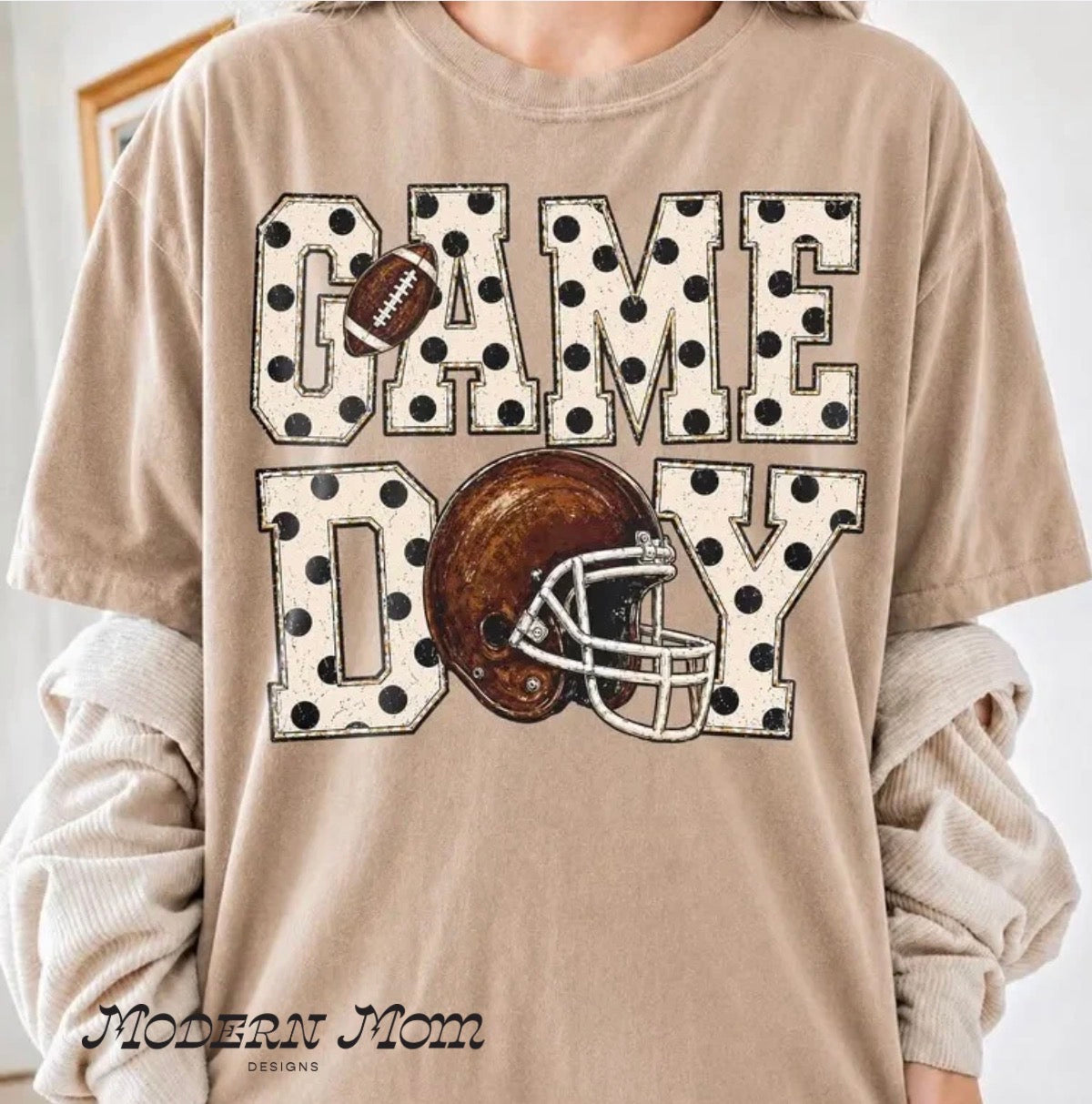 Game day (tee shirt, crewneck or hoodie)