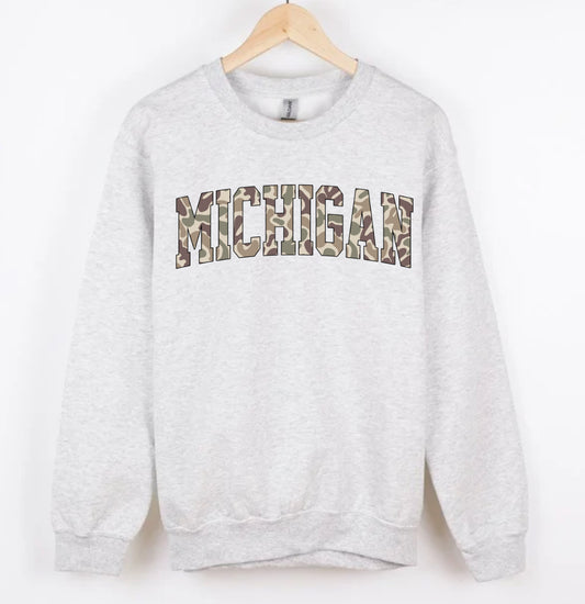 MICHIGAN duck camo CREWNECK