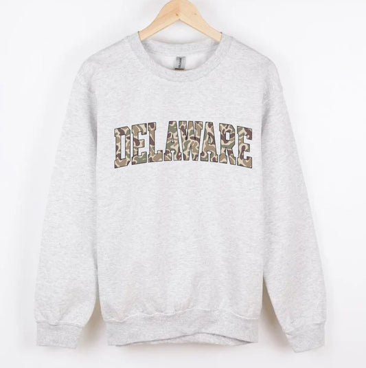 DELAWARE duck camo CREWNECK