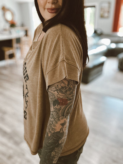 Hold your horses relaxed flowy tee