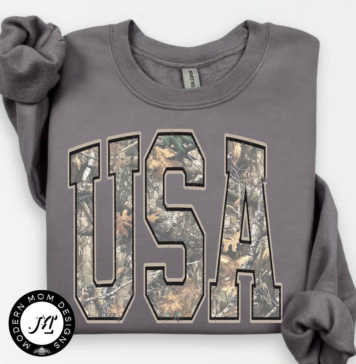 USA camo crewneck