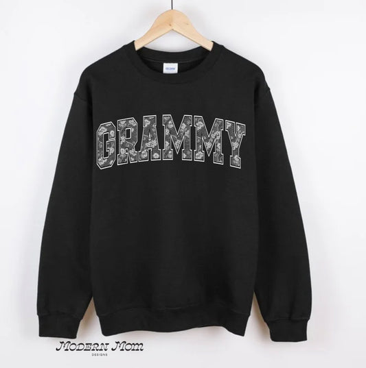 GRAMMY lace print crewneck