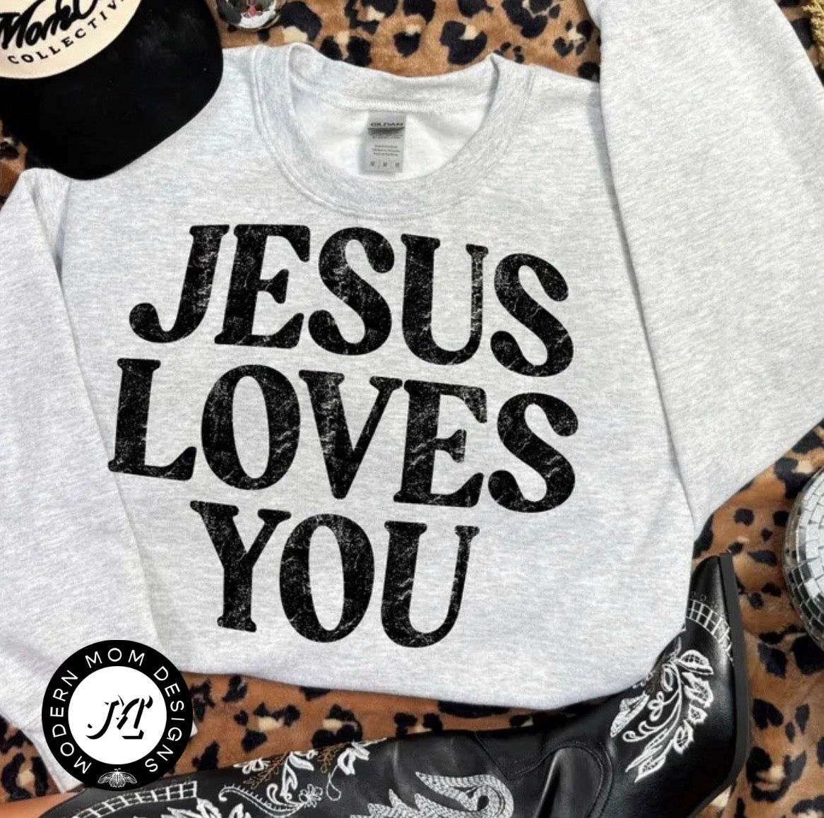 Jesus loves you (tank top, tee shirt, crewneck or hoodie)