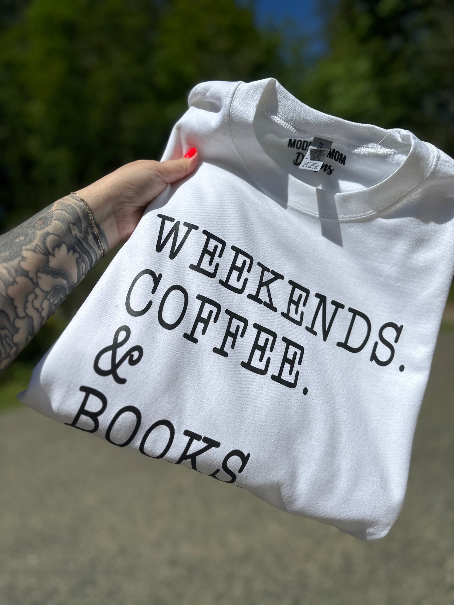 Weekends. Coffee & books Crewneck