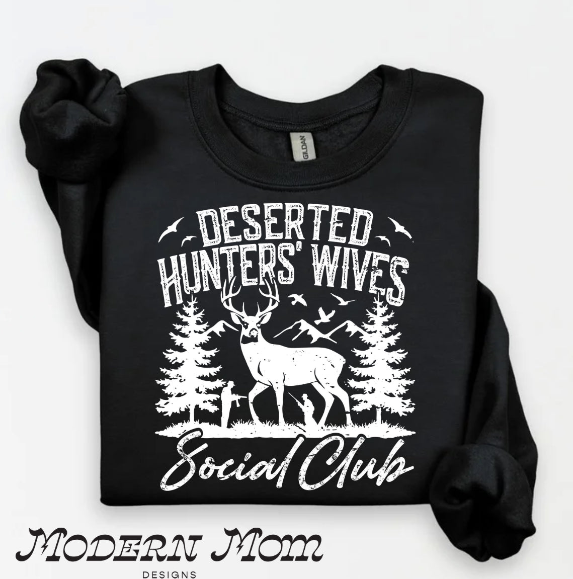 Deserted hunters wives social club (black)