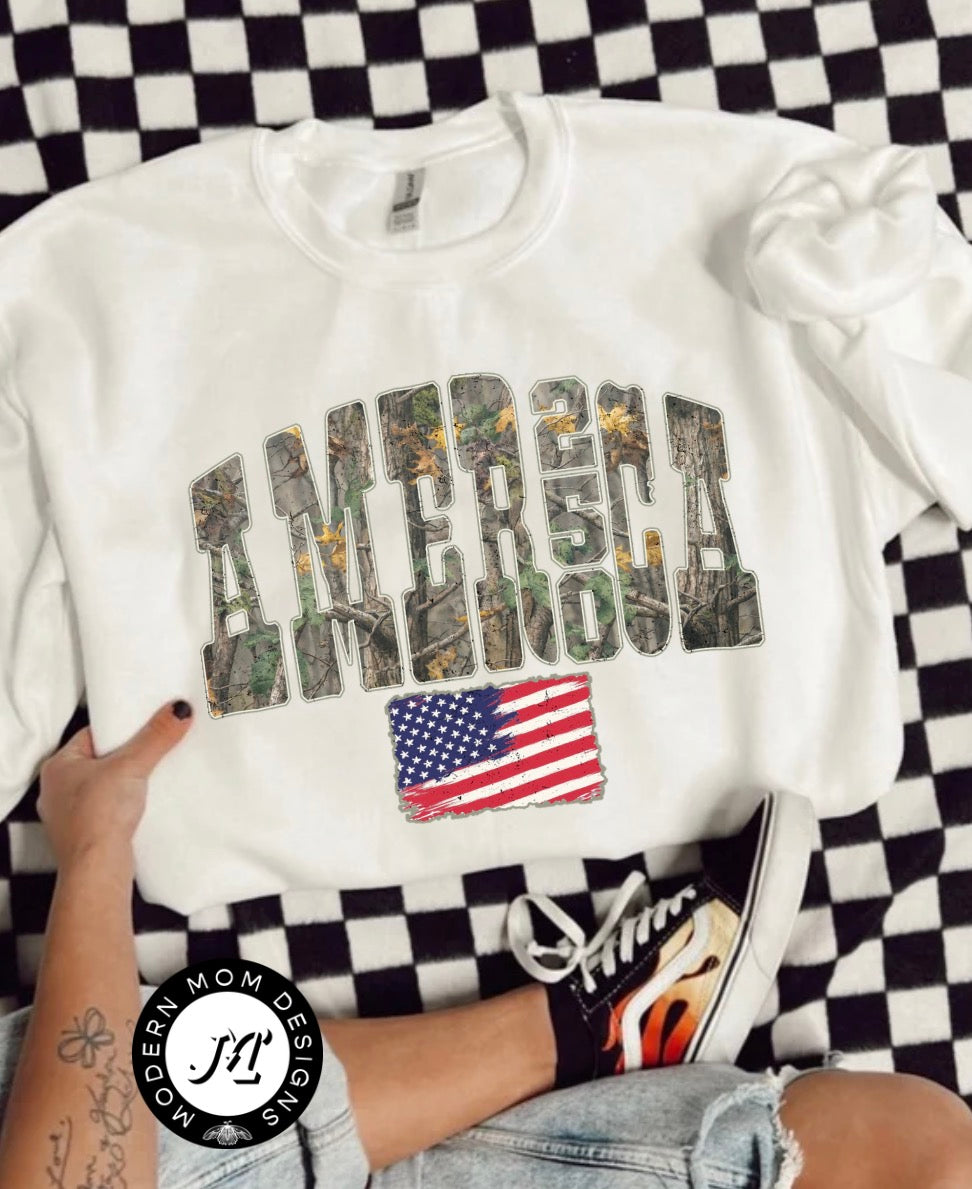 AMERICA 250 camo crewneck